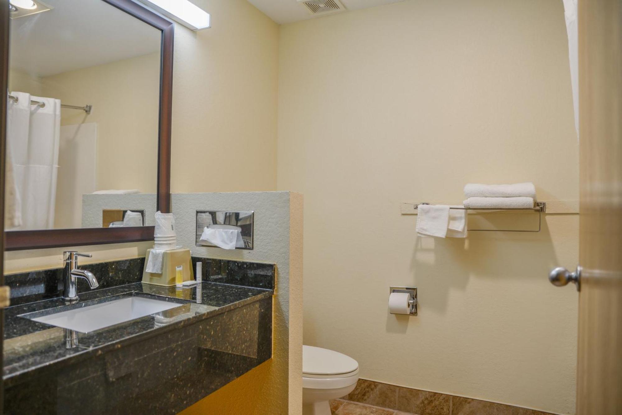 Days Inn By Wyndham Mount Vernon Ngoại thất bức ảnh