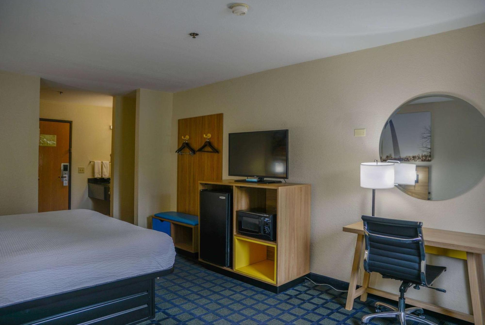 Days Inn By Wyndham Mount Vernon Ngoại thất bức ảnh